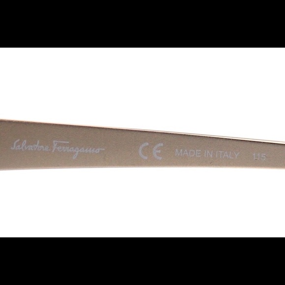 Salvatore Ferragamo Round Gradient Sunglasses New - Picture 2 of 4