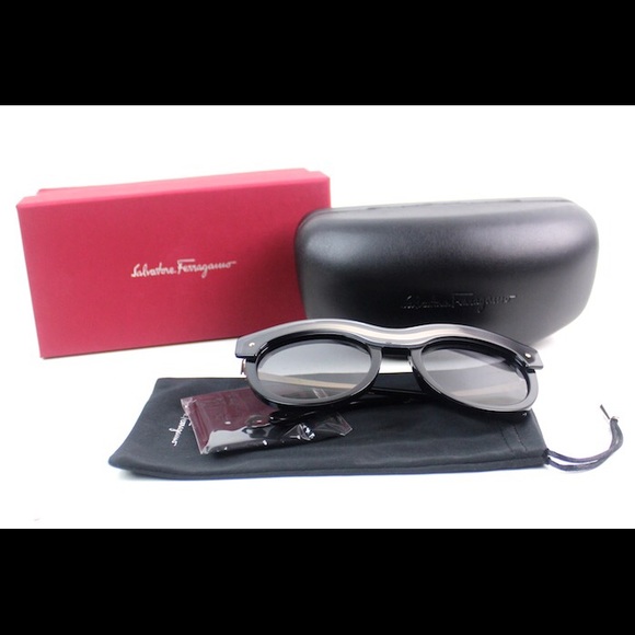 Salvatore Ferragamo Round Gradient Sunglasses New - Picture 4 of 4