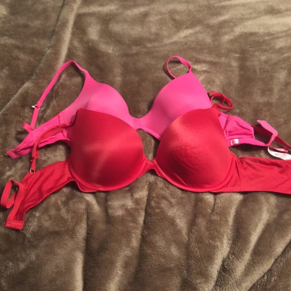 Lot of 2 36D VS Biofit and Pink scoopneck bras