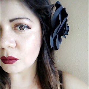 👄Black Rose Hair Clip 👄