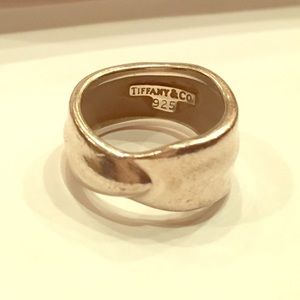 Authentic Tiffany & Co. Leaf Ring