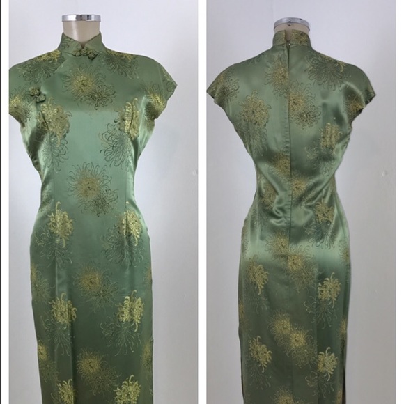 Vintage oriental Asian geisha dress