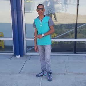 Meet your Posher, Charles