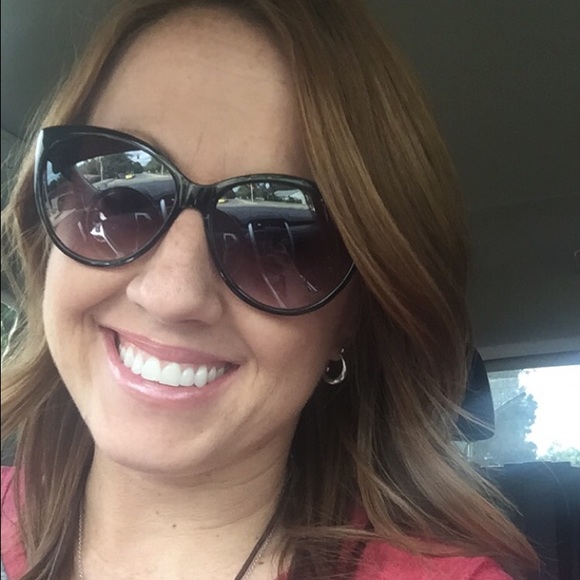 Meet your Posher, Misty - Picture 1 of 1