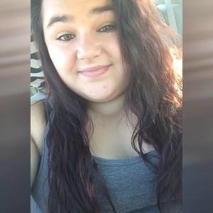 Meet your Posher, Lacy