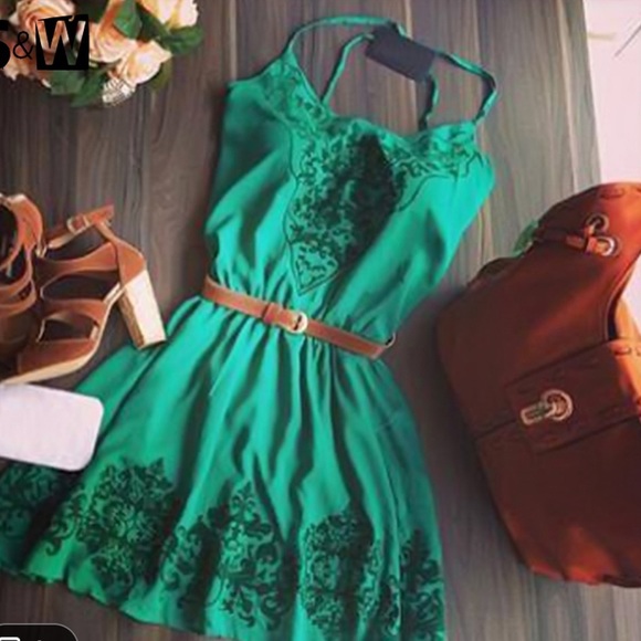 Wish Dresses & Skirts - 🎉Sale! 👗LOVELY GREEN DRESS ❤️