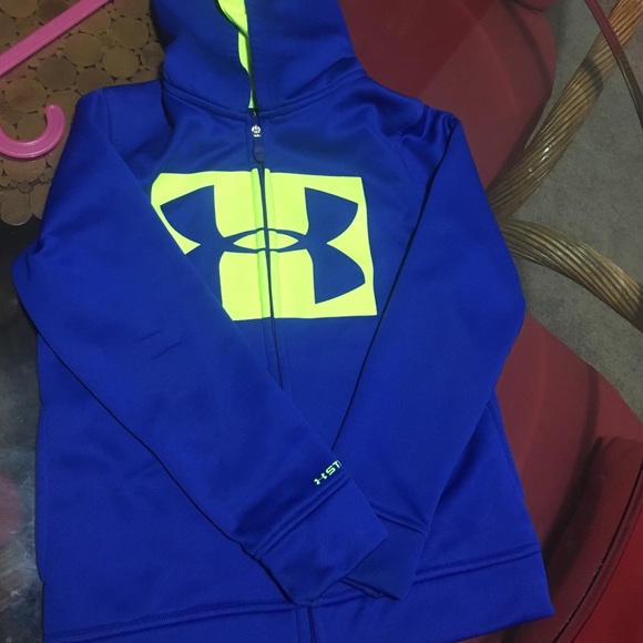 Kids under Armour zip up hoodie