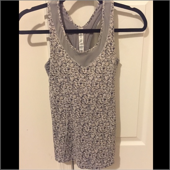 Lululemon Athletica tank top size 2