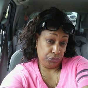 Meet your Posher, Felicia