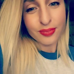 Meet your Posher, Cassie