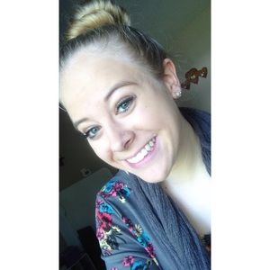 Meet your Posher, Gina