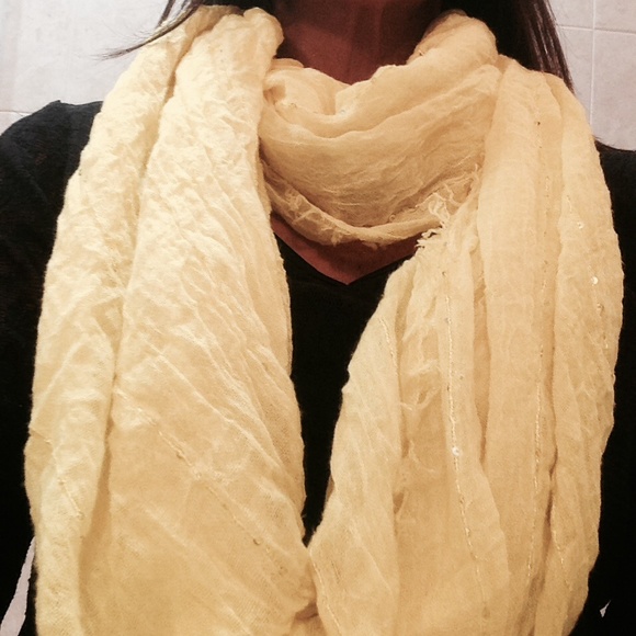 Infinity scarf - Picture 2 of 2