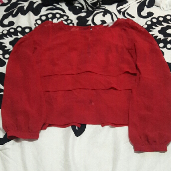 5/$10 BCBGeneration maroon slightly cropped top