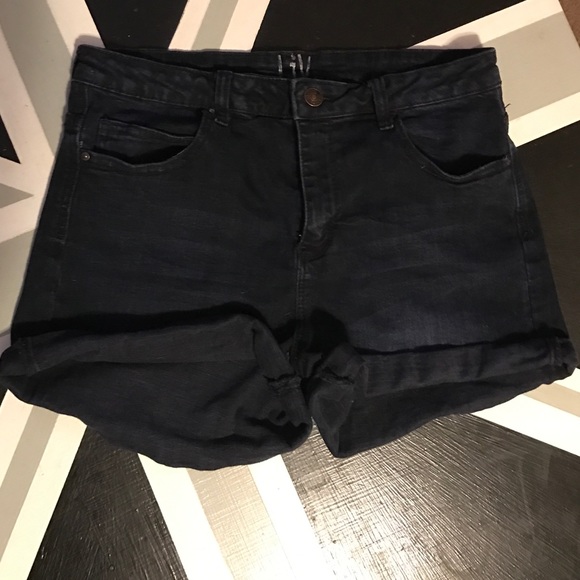 Delia's Liv high waisted shorts