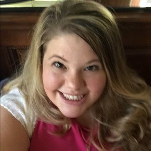 Meet your Posher, Vanessa