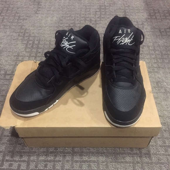 Nike Air Flight '89