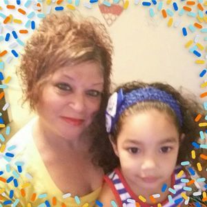 Meet your Posher, Azeza