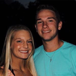 Meet your Posher, Dakota