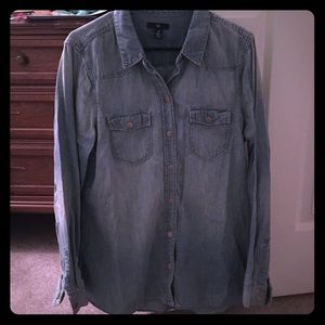 Cute Jean button down👕