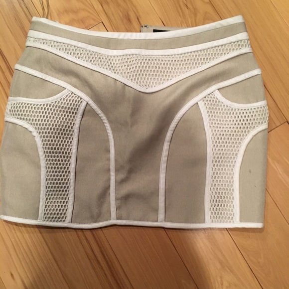 Short great quality skirt