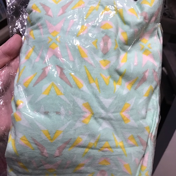 Mint lularoe TC leggings