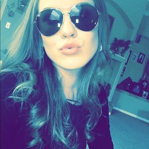 Meet your Posher, Kaitlyn