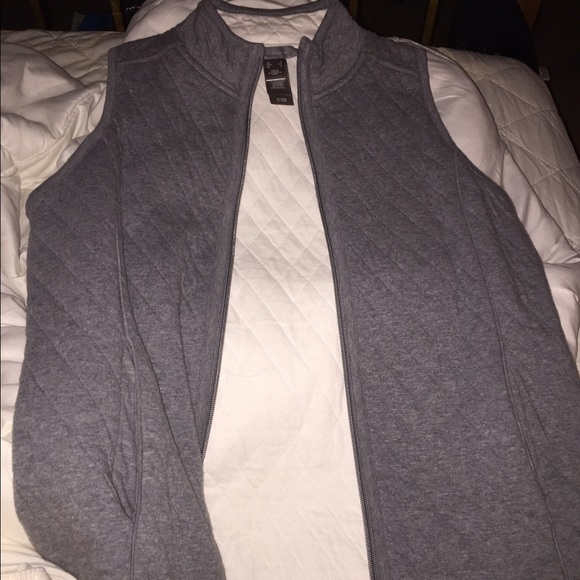 Liz Claiborne grey vest