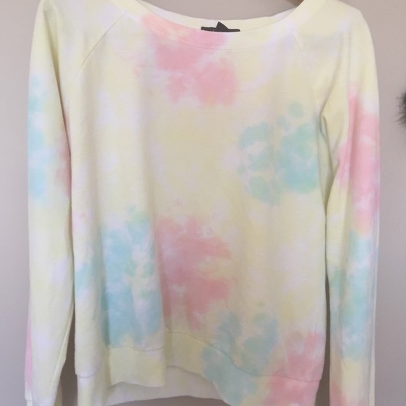 tie dye sweatshirt
