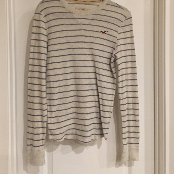 hollister sweater size small