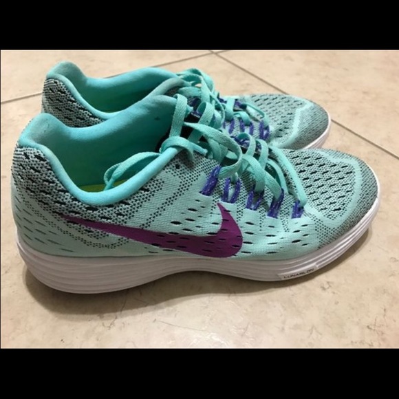 Woman Nike Running Shoes