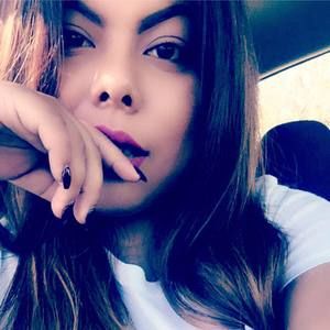 Meet your Posher, Marielle