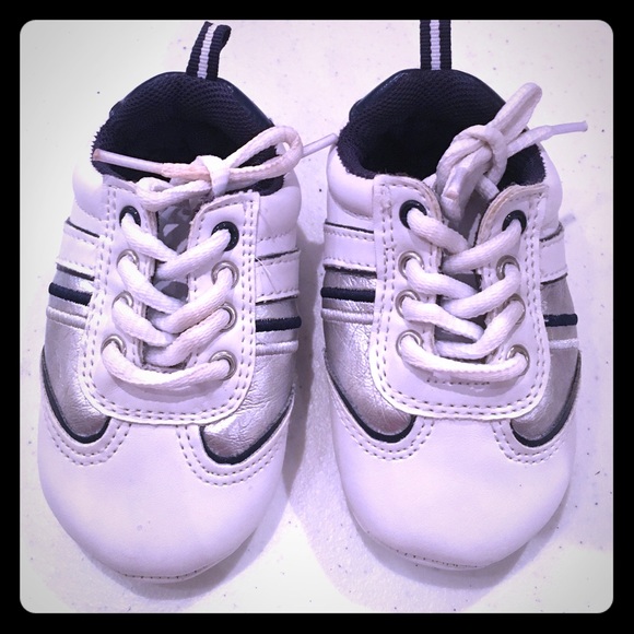 Baby shoes