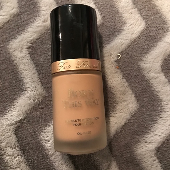 Too faced born this way foundation