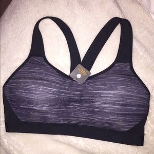 sports bra