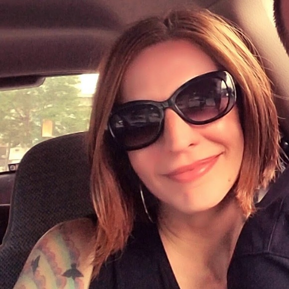 Meet your Posher, Settie