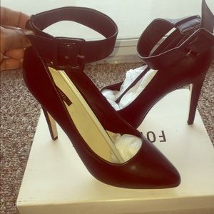 Forever 21 Ankle strap pumps