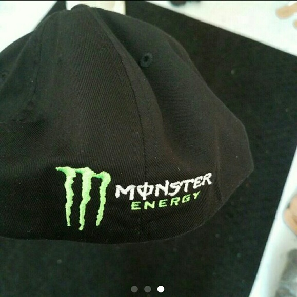 Monster hat - Picture 3 of 3