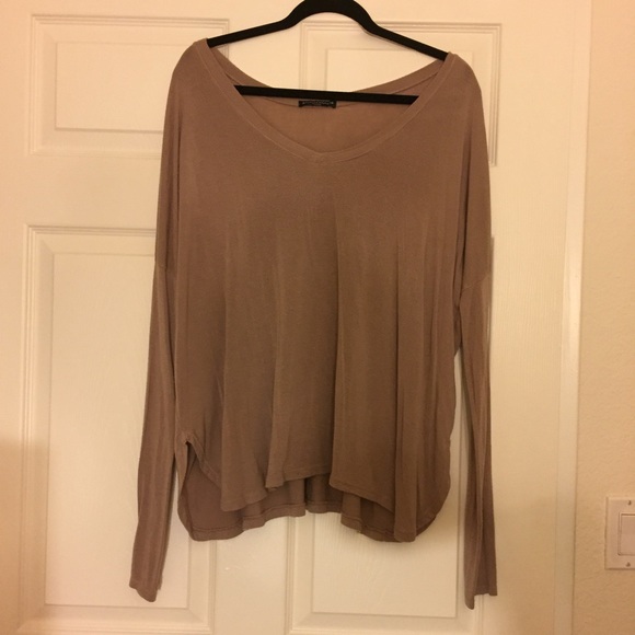 Brandy Melville Long Sleeve Tee