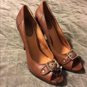 Frye Gail Pump
