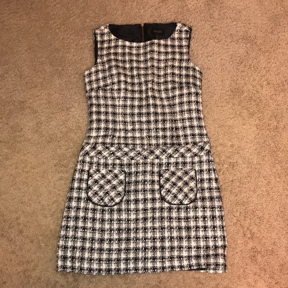 Adorable tweed dress 