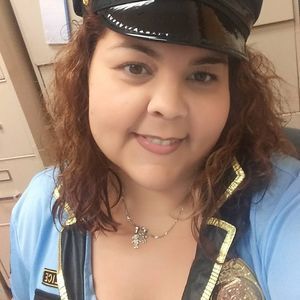 Meet your Posher, Ivette