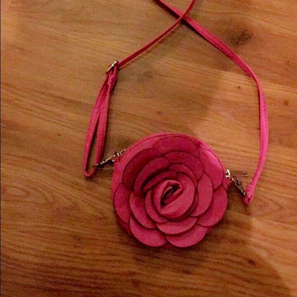 Purse - Picture 1 of 3