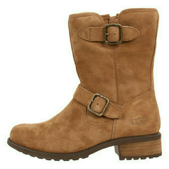 Sz 8 - UGG Chaney Boot in Chestnut NWOB! - Picture 2 of 4