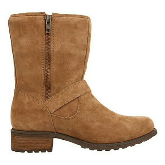 Sz 8 - UGG Chaney Boot in Chestnut NWOB! - Picture 3 of 4