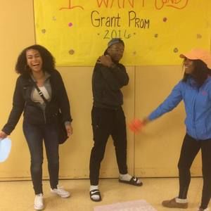 Meet your Posher, Dominique