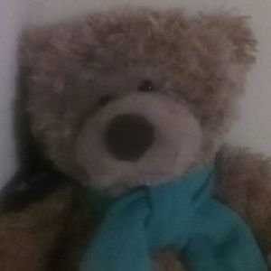 Meet your Posher, Bobby