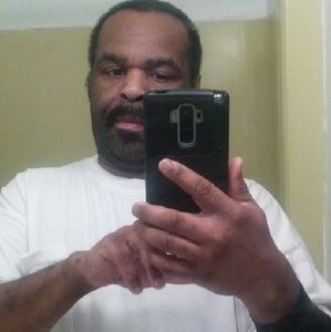 Meet your Posher, Lewis