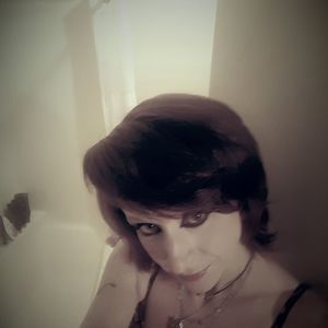 Meet your Posher, Nikki