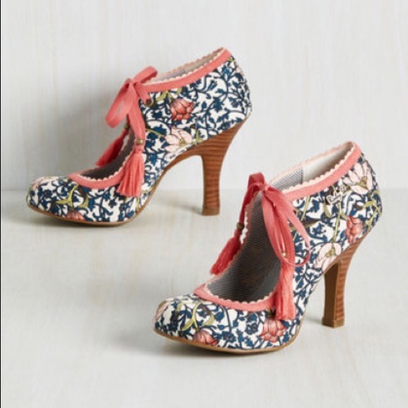 Ruby Shoo pumps