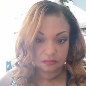 Meet your Posher, Yolanda